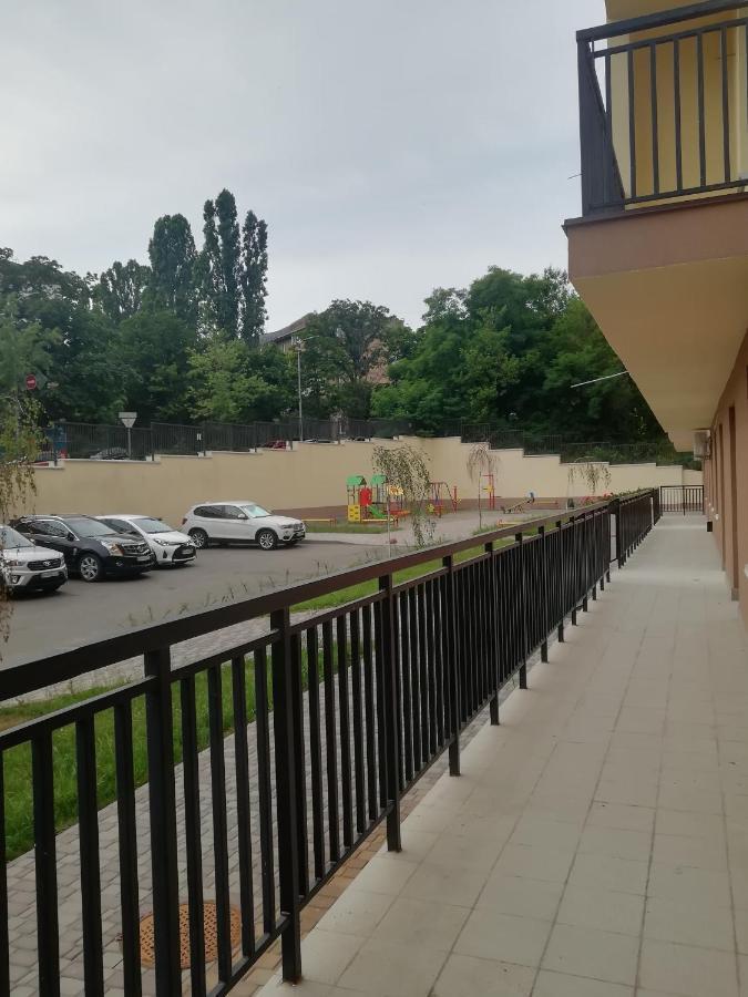 Lux Apartment, Near Metro Vasylkivska Kiev Esterno foto